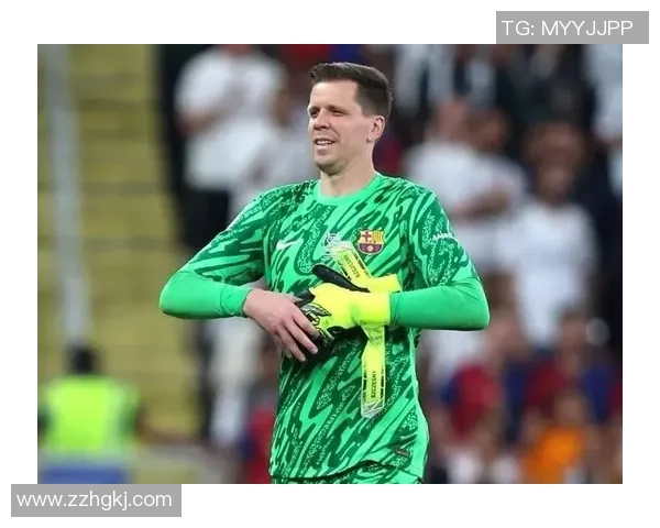 什琴斯尼：马丁输国米后在圣西罗厕所哭，我安慰后他俯首走出厕所